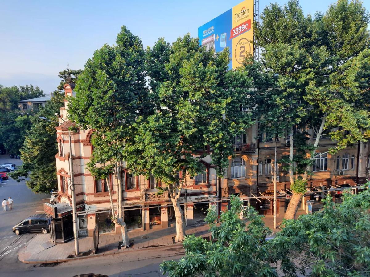 Tbilisi Philharmonia Apartment Екстер'єр фото